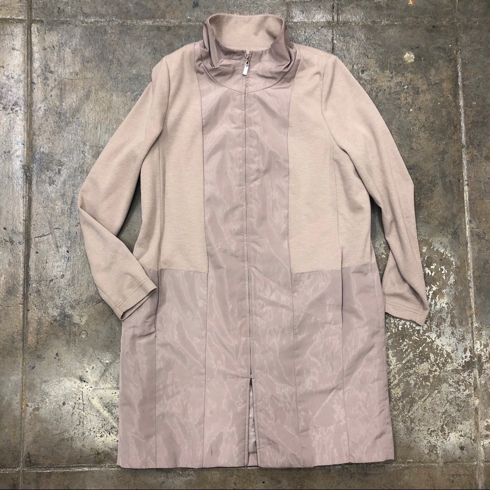 The Izzat New York Coat Cream Tan Minimal Zipper